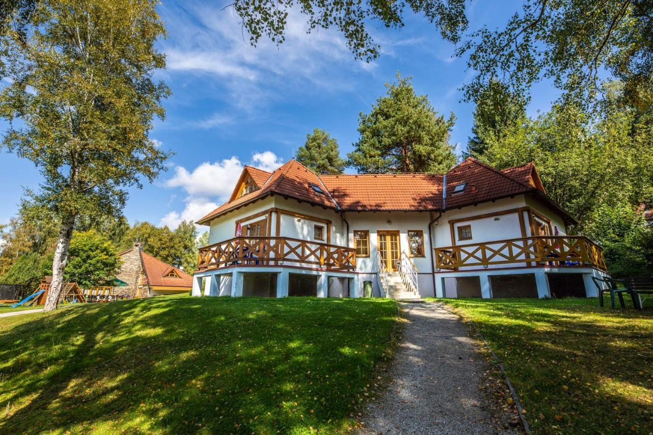 Na Jezere Hotel Horní Planá